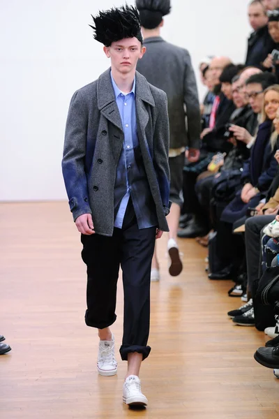 Look 44
